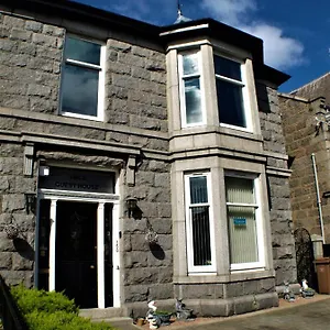 Guest house Vaila, Aberdeen