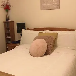 Bed & Breakfast Working Professionals In, Aberdeen